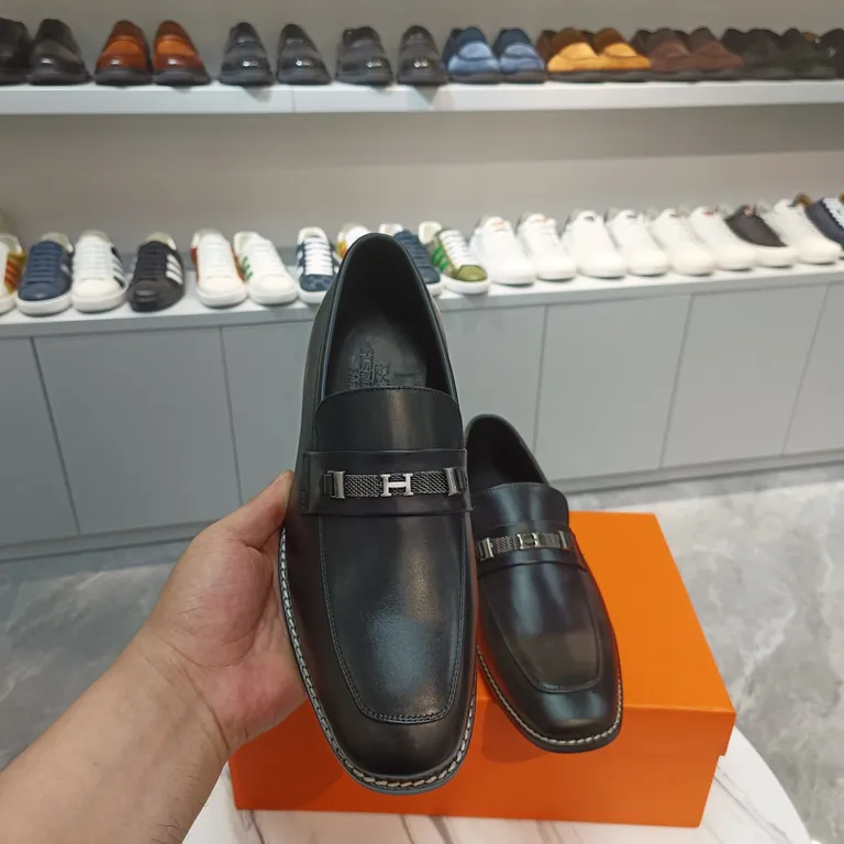 Hermes Shoe 